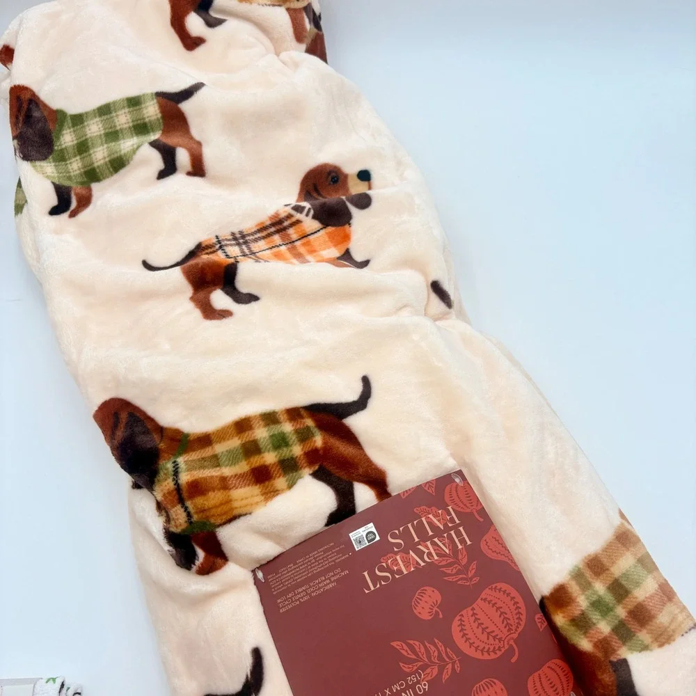 Harvest Falls Velvet Soft Throw Blanket Dachshund Dog Plaid Sweater 60x70 Fall